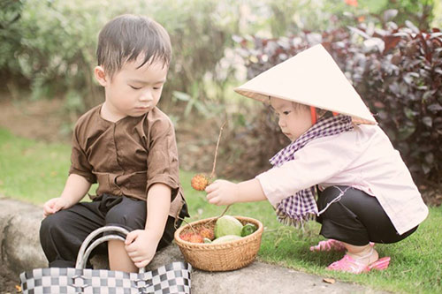 Phiên bản Bố ơi, mình đi đâu thế đời thực của các nhóc tì nhà sao Việt - Hình 19