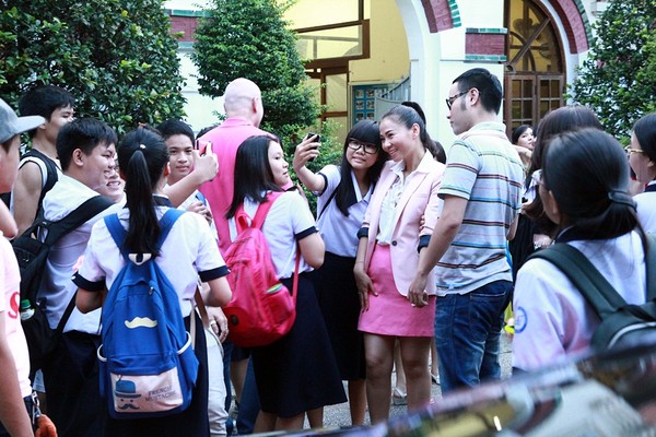 Thu Minh vòng 2 nhiều thay đổi sau tin mang bầu - Hình 9