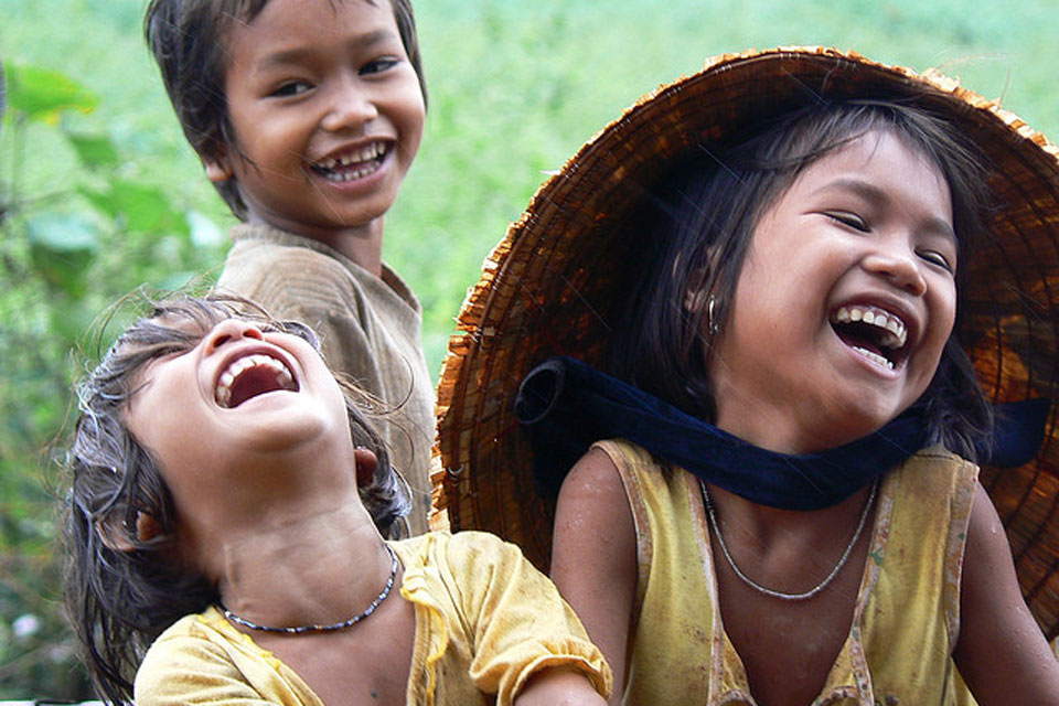 Một nụ cười bằng mười thang thuốc bổ - Lạ vui - Việt Giải Trí
