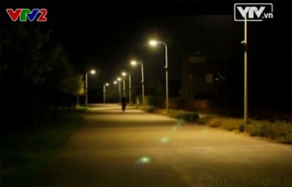 Đèn đường thông minh bật sáng khi có người đi qua - Hình 1
