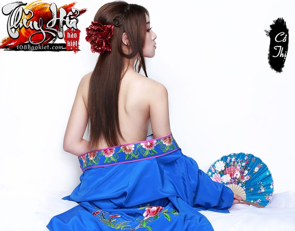 Người đẹp bán Nude trong cosplay Phan Kim Liên - Hình 1