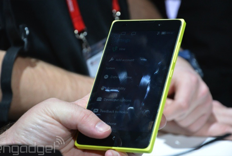 Trên tay Nokia XL chạy Android giá 3,1 triệu đồng - Hình 14