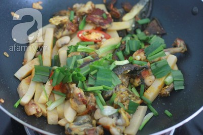 [Chế biến] - Ếch xào măng - Hình 9