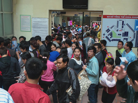 Chưa bao giờ sởi gây biến chứng viêm phổi nhiều, nặng nề như năm nay! - Hình 2