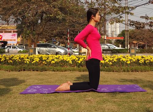 Những tư thế yoga giúp chuyện ấy thêm hưng phấn (P2) - Hình 4