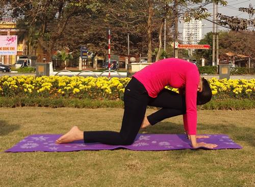 Những tư thế yoga giúp chuyện ấy thêm hưng phấn (P2) - Hình 9