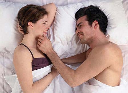 Thay đổi bạn tình dễ dẫn tới nguy cơ đẻ non - Hình 1