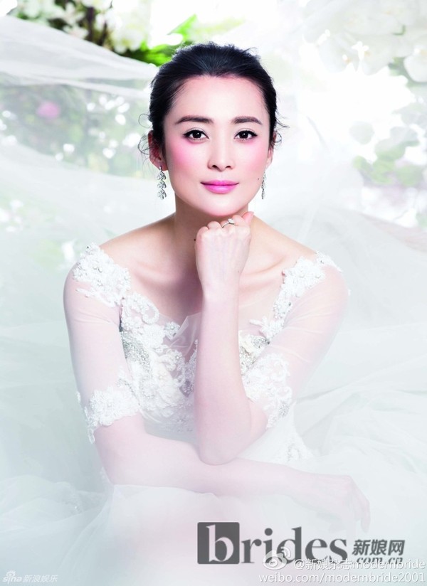 Ngắm ảnh cưới đẹp lung linh của đại mỹ nhân cổ trang Tưởng Cần Cần - Hình 8