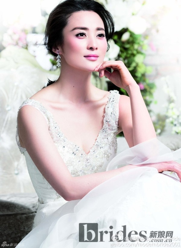 Ngắm ảnh cưới đẹp lung linh của đại mỹ nhân cổ trang Tưởng Cần Cần - Hình 1