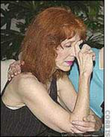 Cái chết bất ngờ của người đàn bà tai tiếng (Kỳ 4) - Hình 2