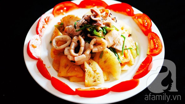 [Chế biến] - Mực xào dứa - Hình 1