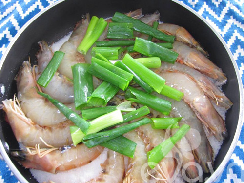 [Chế biến] - Tôm hấp muối sốt chanh - Hình 3
