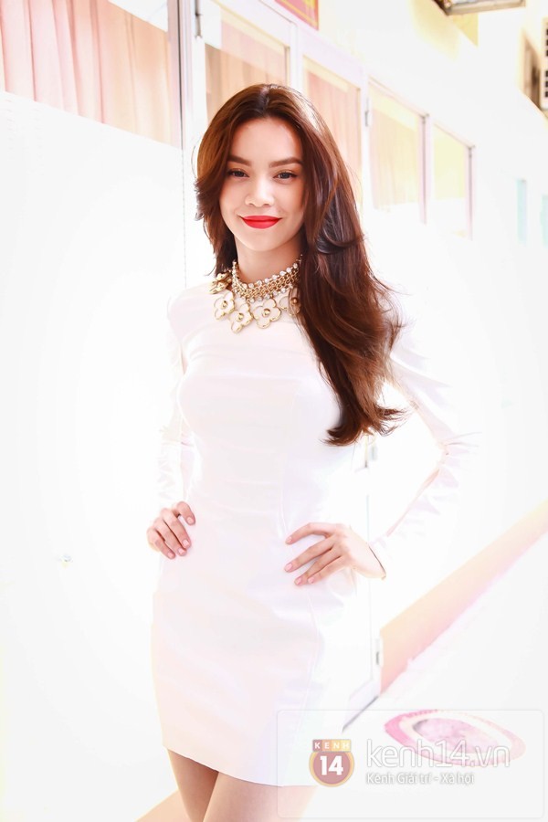 Mr. Đàm lấp lánh phụ kiện đi chấm thi X-Factor - Hình 10