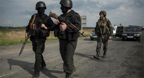 Sau tang tóc, hai phe ở Ukraina cầu yên ổn - Hình 6