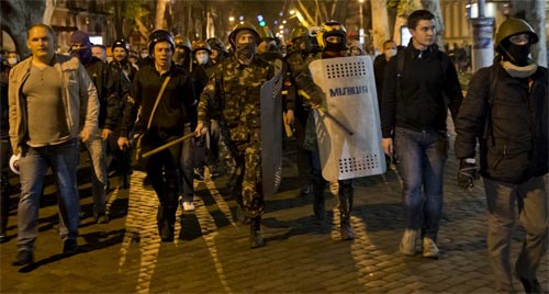 Sau tang tóc, hai phe ở Ukraina cầu yên ổn - Hình 5