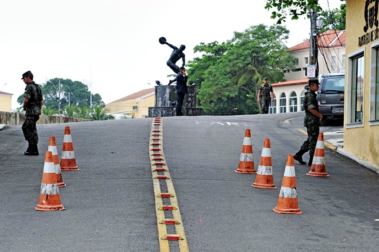 Chùm ảnh: ĐT Anh sẽ được bảo vệ như trong doanh trại quân đội - Hình 6