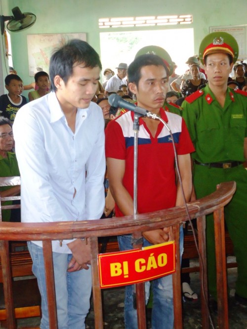 Trộm chó giữa ban ngày, 2 cẩu tặc bị phạt 21 tháng tù giam - Hình 1