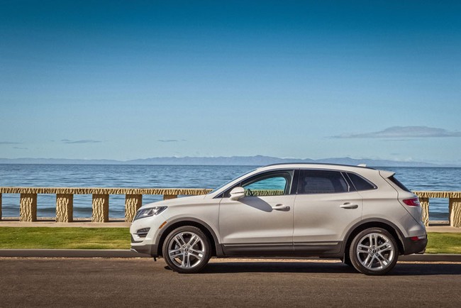 Xe crossover hạng sang Lincoln MKC 2015 mạnh hơn ước tính - Hình 3