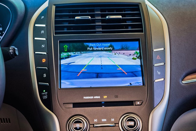 Xe crossover hạng sang Lincoln MKC 2015 mạnh hơn ước tính - Hình 10
