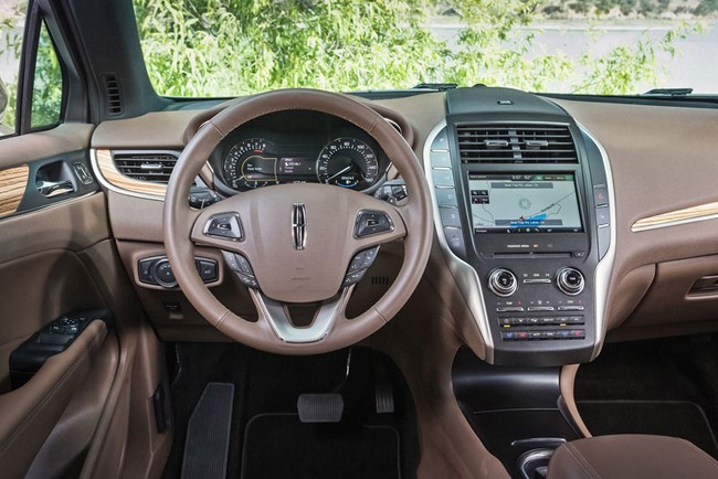 Xe crossover hạng sang Lincoln MKC 2015 mạnh hơn ước tính - Hình 9