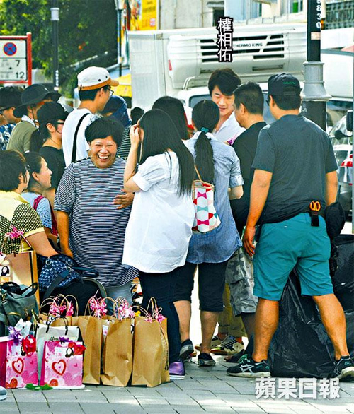 Choi Ji Woo, Kwon Sang Woo tình tứ ở Hong Kong - Hình 5