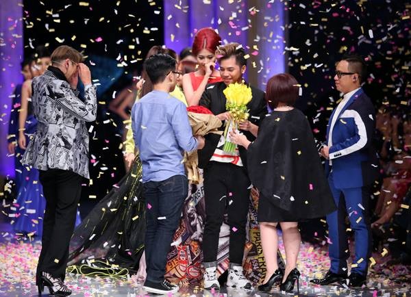 Lộ diện người yêu đồng giới đang sống chung với Lý Giám Tiền - Hình 1