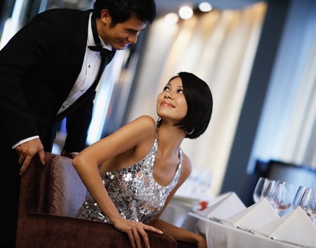 4 cách phá vỡ im lặng của lần gặp đầu - Hình 1