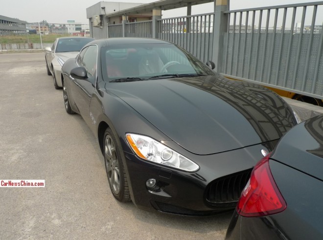 Bãi đỗ toàn siêu xe Ferrari và Maserati ở Trung Quốc - Hình 3