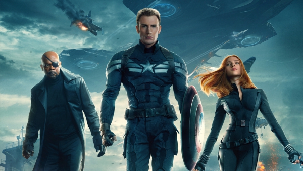 Chris Evans chưa muốn từ bỏ chiếc khiên của Captain America - Hình 2