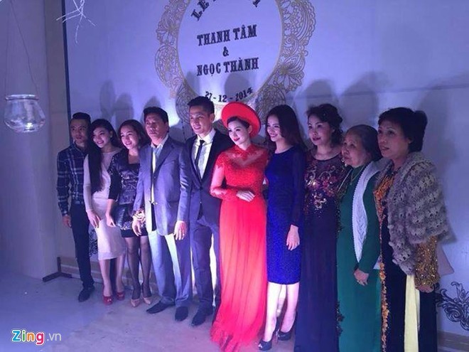 5 hot girl gây sốc khi bất ngờ lấy chồng, sinh con năm 2014 - Hình 5