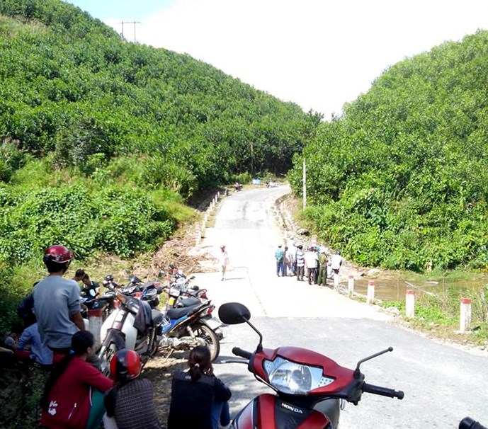 Đi thăm người thân cấp cứu, bị lũ cuốn mất tích - Hình 1