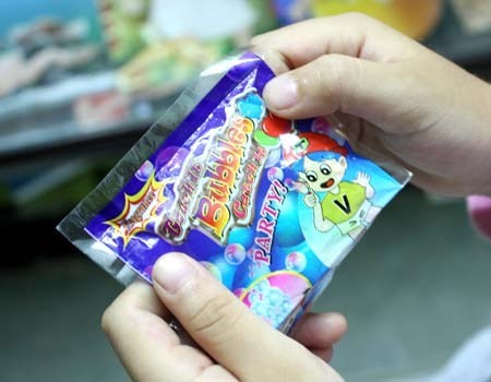 Hiểm họa chết người mang tên đồ chơi Trung Quốc - Hình 5