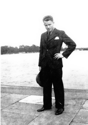 Bi kịch của người Đức duy nhất không chào Hitler kiểu phát xít - Hình 2
