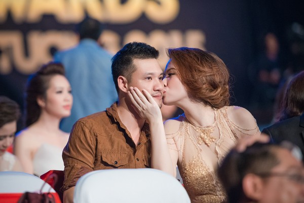 Hai chuyện tình đi một vòng trái đất rồi về với nhau gây sốt của Vbiz - Hình 1