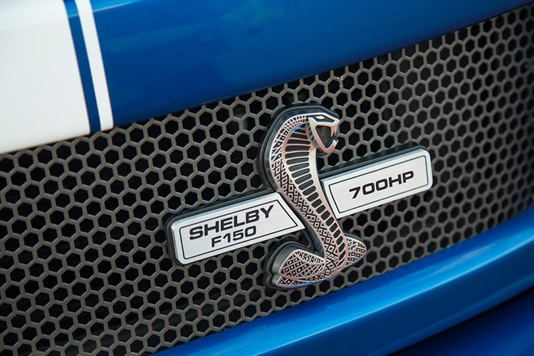 Shelby trình làng quái vật bán tải F-150 Blue Thunder 2016 - Hình 4