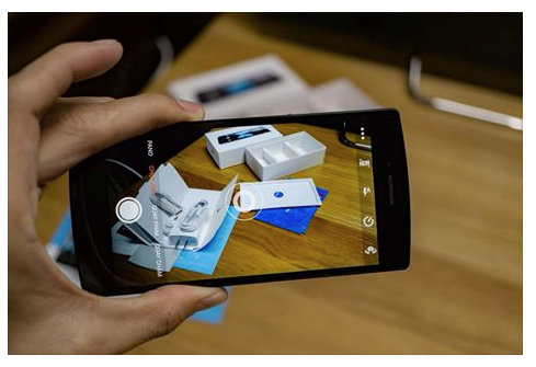 Bphone đột ngột hạ giá 3 triệu đồng - Hình 1