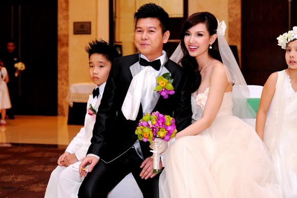 Những vụ chia tay tốn giấy mực của sao Việt năm 2015 - Hình 9