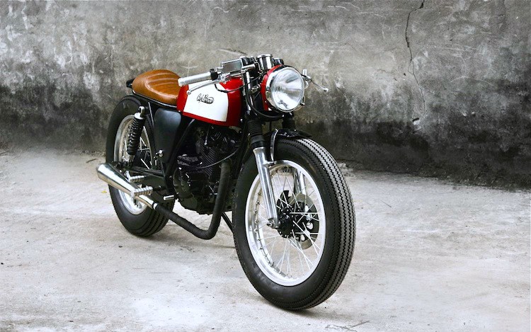 SUZUKI GN125 CAFE RACER