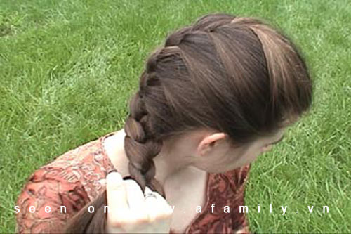 Cách tết tóc đuôi sam xinh yêu kiểu Pháp - Hình 11