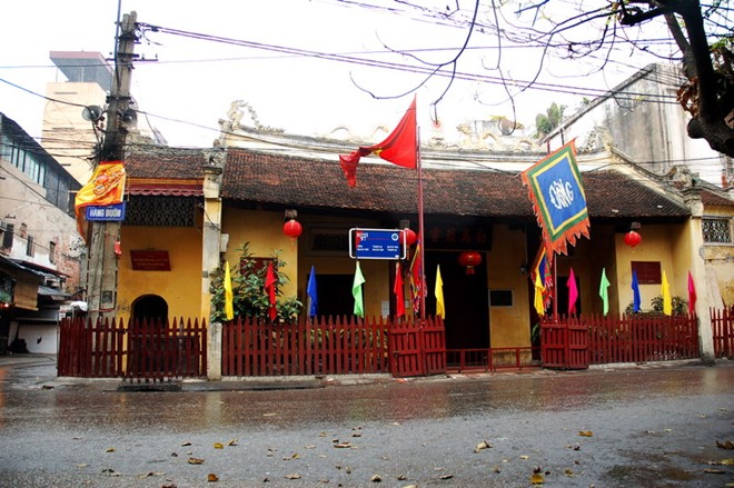 Những đền, chùa được thăm viếng nhiều nhất ngày rằm - Hình 1