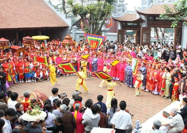 Những đền, chùa được thăm viếng nhiều nhất ngày rằm - Hình 6