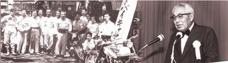 Cây dương cầm và chiếc xe máy - Hình 2