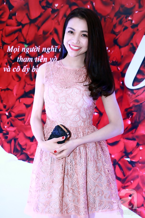 Ngọc Trinh: Tôi tự bỏ tiền làm phim chứ không xin bạn trai! - Hình 16