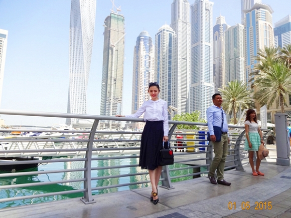 Hoa khôi Lan Anh du ngoạn hè ở Dubai - Hình 3