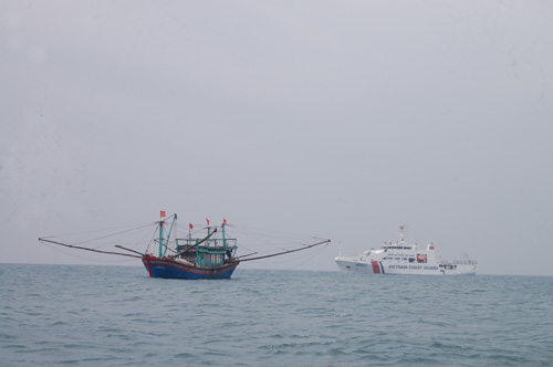 Mệnh lệnh không lời với Cảnh sát biển - Hình 4
