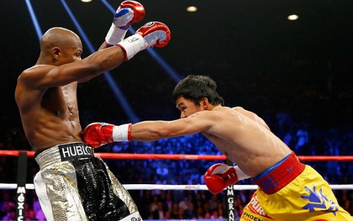 Pacquiao chưa bao giờ được ôm nhiều như thế - Hình 4