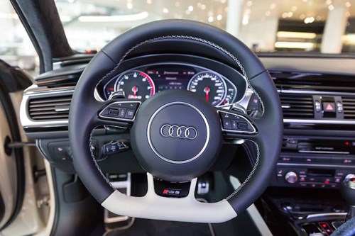 Tăng độ nổi bật cho Audi RS6 với tông màu độc - Hình 4