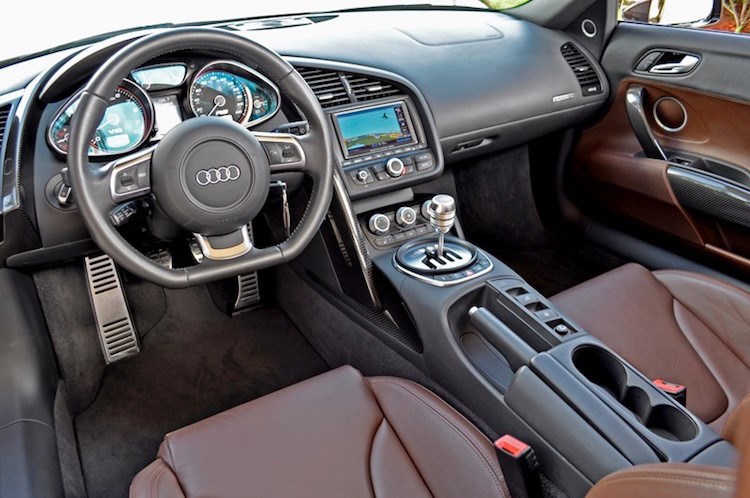 Ngắm mui trần Audi R8 V10 Spyder nhập chính thức về VN - Hình 8