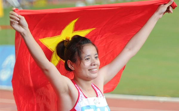 Vì sao Nguyễn Thị Huyền từ vô danh vụt sáng thành sao châu Á - Hình 1