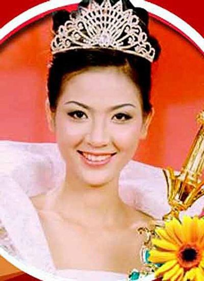 4 Hoa hậu Việt lặng lẽ làm mẹ đơn thân - Hình 5